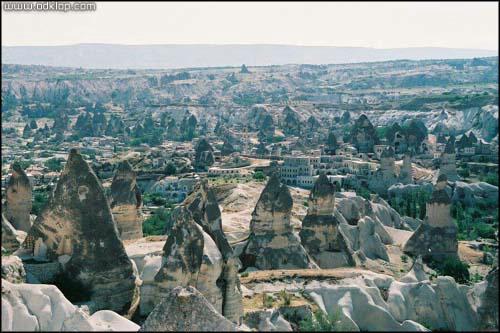 Slika- (C)2004