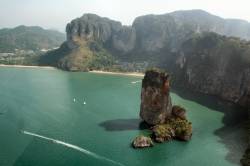 Phang Nga s hitrim čolnom in vožnja s kanujem