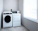 San Diego, Hampton_Inn_+_Suites_El_Cajon_San_Diego