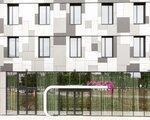 Moxy Paris Val D