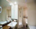 London-Heathrow, Crowne_Plaza_London_Ealing